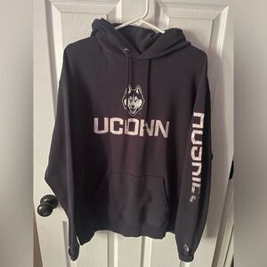 UConn Hooded Sweatshirt Adult Size L